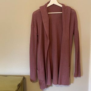 Long pink hooded sweater, Kimchi Blue